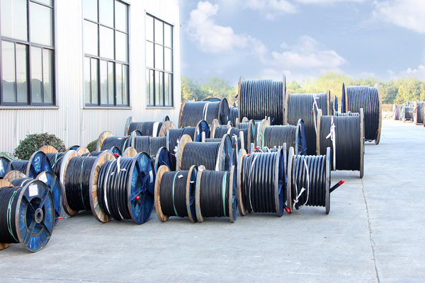 中策电缆WDZB-YJLV22-26-35kV-3X185平方铝电缆 高品质电力传输解决方案